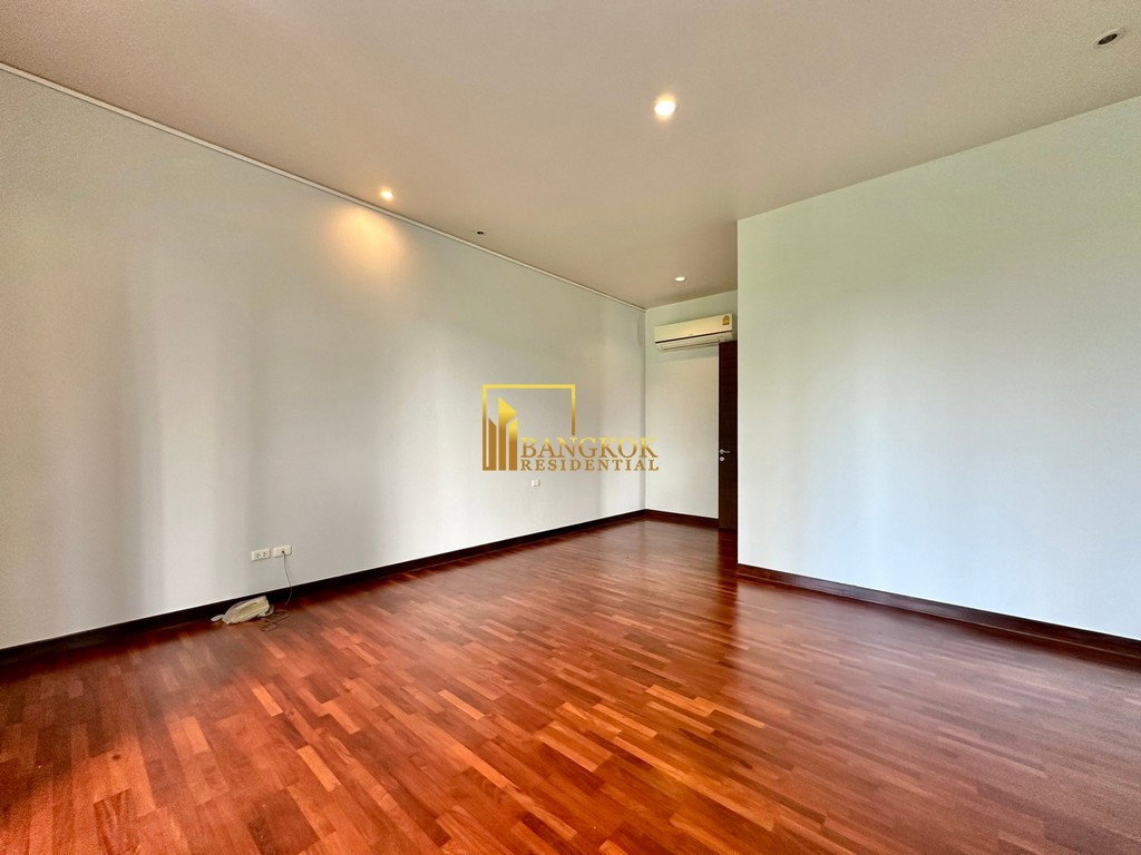 รูป Expansive 4 Bedroom Duplex Apartment For Rent in Thonglor - BR21050AP - รูปที่ 37/49