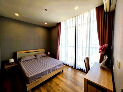 Condos for rent : For Rent Park 24 Near BTS Phrom Phong