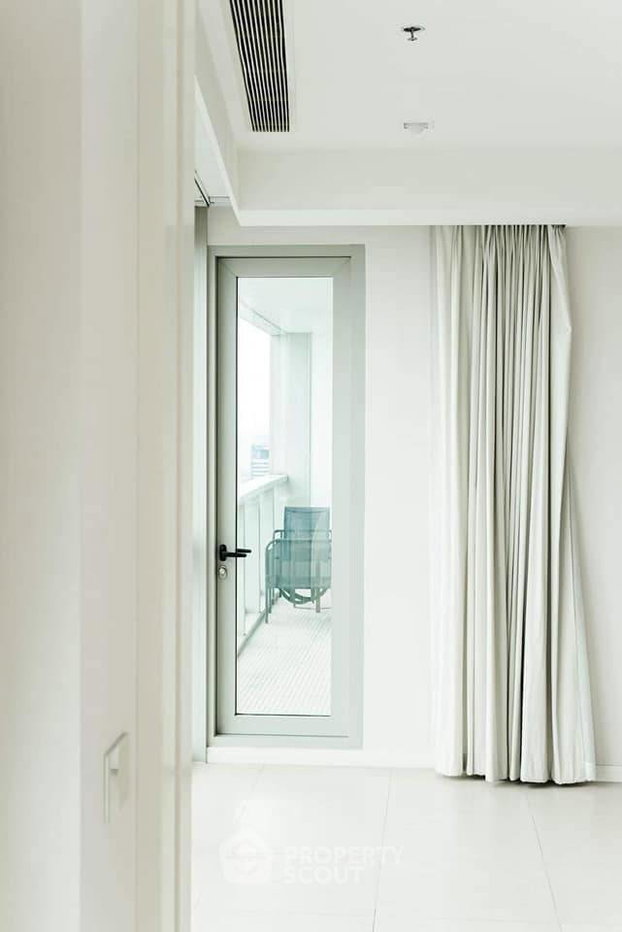 picture 57th-Floor 2-BR The River Condominium 400m To BTS Saphan Taksin (ID 1816991) - 5/17
