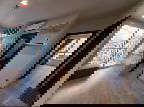 Maximum Privacy! XT Huai Khwang – No Shared Walls