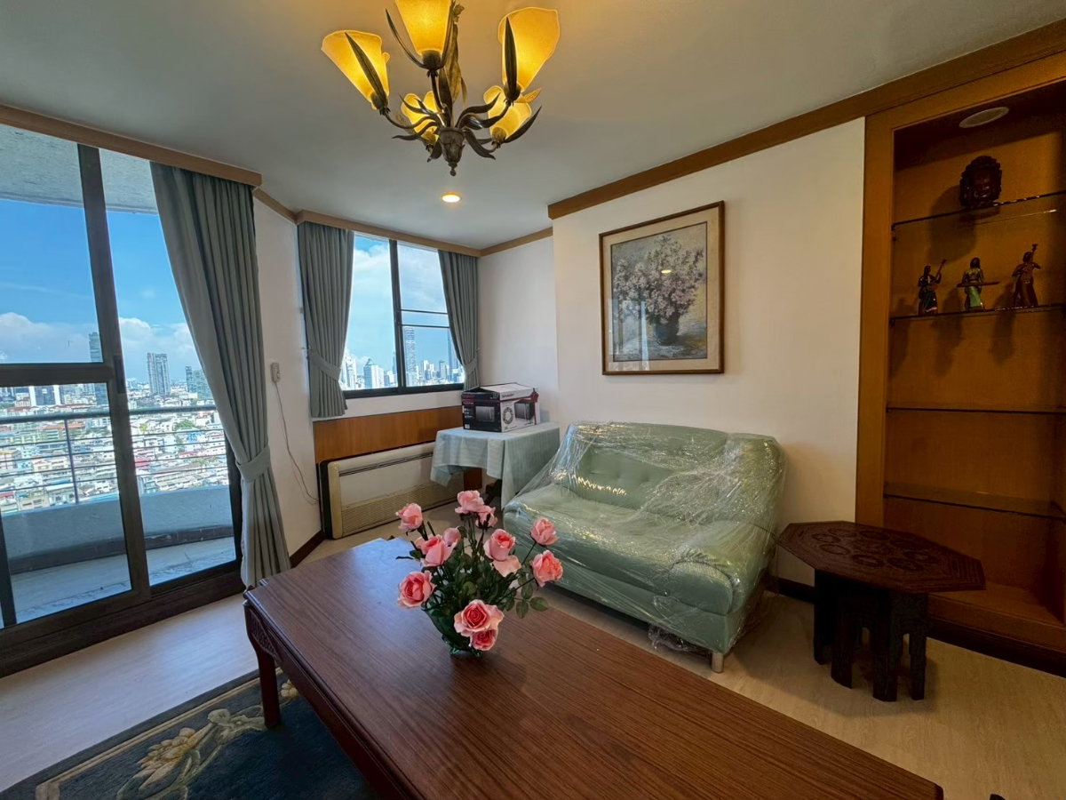 รูป Best Price 🔥ให้เช่า Supalai Place Sukhumvit 39 ห้องสวยมาก ตกแต่งเฟอร์ครบ ชั้นสูง วิวเมือง | Code DS2154 Line : @Dstay - รูปที่ 3/12