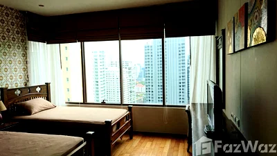 คอนโดให้เช่า : คอนโดให้เช่า 2 ห้องนอน ในโครงการ ดิ เอ็มโพริโอ เพลส 6135306