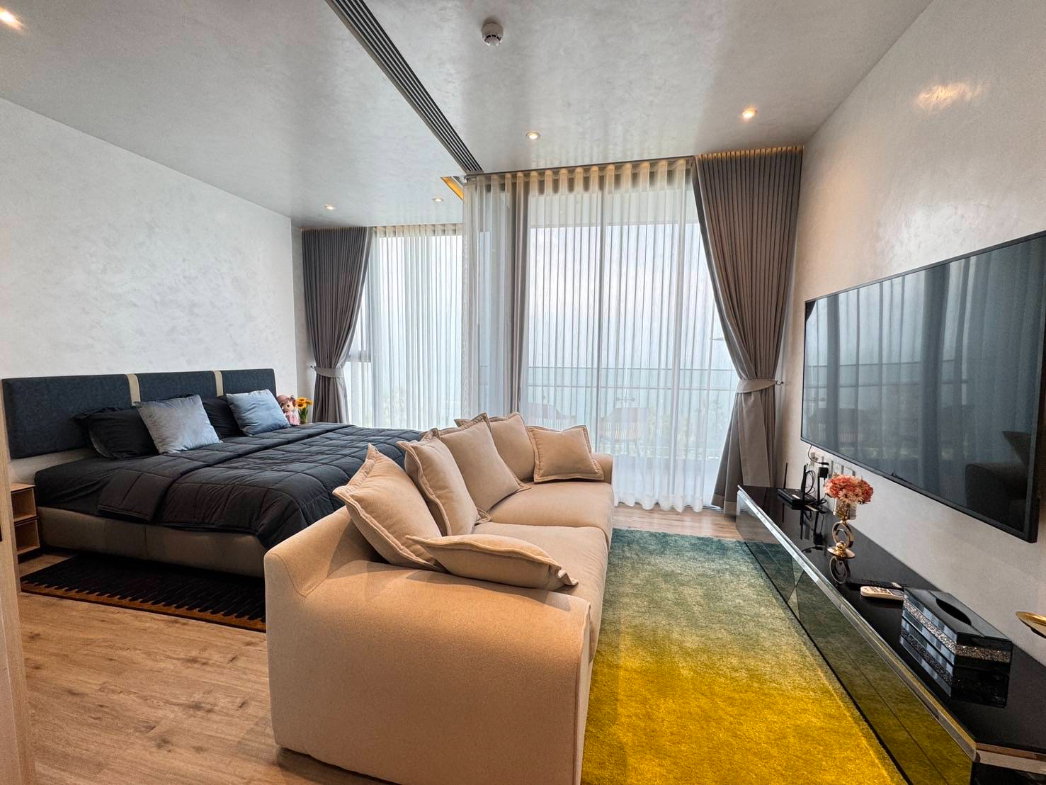 picture For Rent Arom Wongamat, Brand New Condo, Beachfront - 8/12
