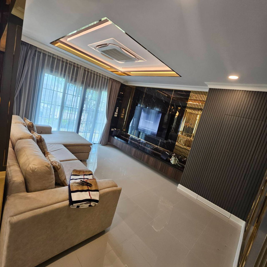 รูป ให้เช่าบ้านหรู Fully Furnished โครงการ Centro Bangna-Srinakarin ใกล้ Mega Bangna - รูปที่ 23/27