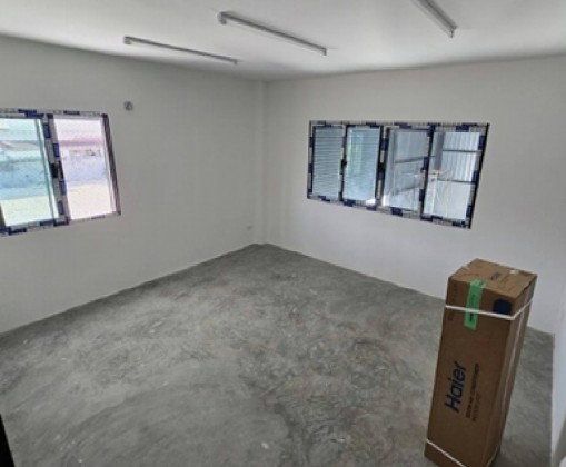 รูป ให้เช่าโกดัง พร้อมสำนักงาน พื้นที่ 520 ตารางเมตร ซอยลาดกระบัง 14/1 โกดังสร้างใหม่ / รถเทรลเลอร์เข้าได้ จอดลงของได้ - รูปที่ 4/12