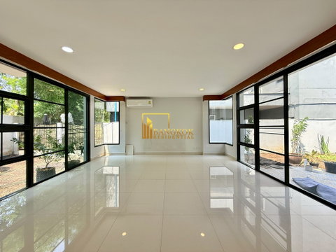 Noble House | Spacious 4 Bedroom House For Rent in Ekkamai - Noble House | Spacious 4 Bedroom House For Rent in Ekkamai