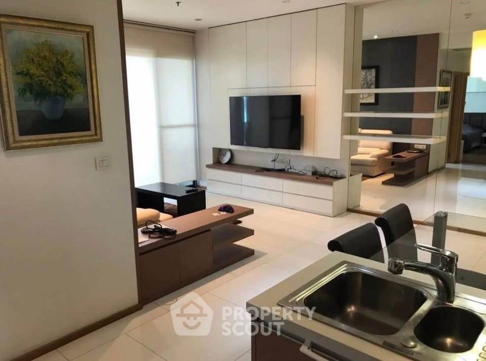 รูป คอนโด 1-ห้องนอน ที่ ดิ เอ็มโพริโอ เพลส ใกล้ BTS พร้อมพงษ์ (ID 2468183) - รูปที่ 2/6