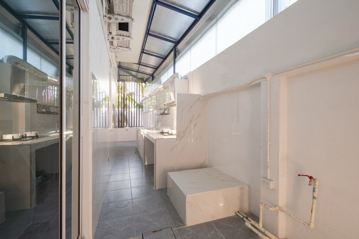 รูป ทาวน์โฮมทำเลลาดพร้าว พร้อมให้เช่า เฟอร์ครบ ใกล้รถไฟฟ้าทั้งสายสีเหลืองและสายสีส้ม 🚃 - รูปที่ 13/49