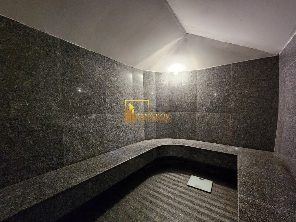 รูป Le Raffine 24 | Superb 3 Bedroom Duplex Condo With Pool - BR61154CD - รูปที่ 23/28