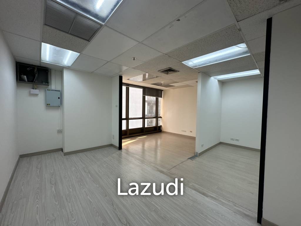 รูป 70.0 ตร.ม. ออฟฟิศสำหรับ เช่าใน คลองเตยเหนือ - รูปที่ 5/23