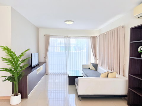 Sale!! House with tenant(house without tenant also available)Buy now and immediately receive25,000baht/month from existing long-term contract