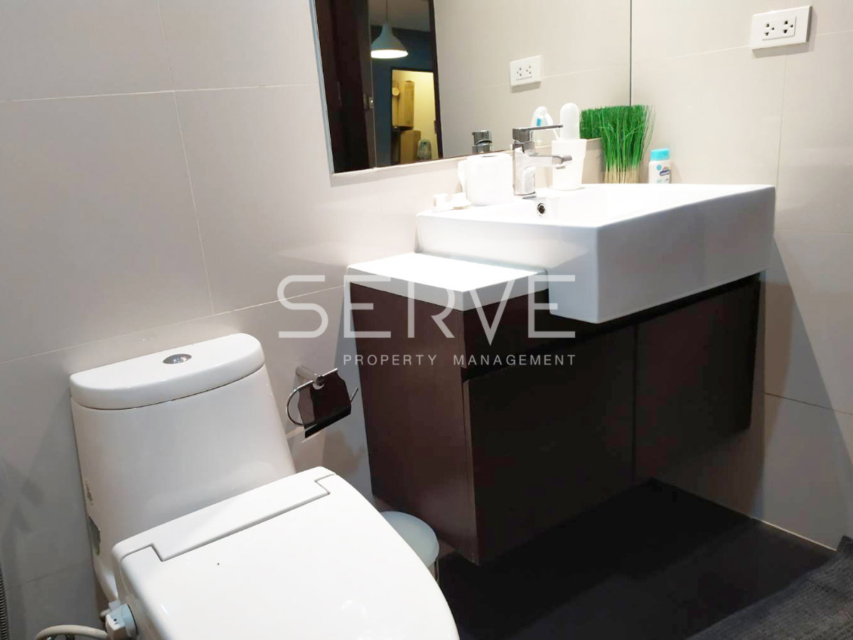 รูป 🔥50K🔥 - 2 นอน มีอ่าง 90 ตร.ม. ระเบียงห้องใหญ่มาก กับสุดยอดทำเล คอนโดเชื่อม Skywalk เข้า BTS ทองหล่อ  ที่ Noble Remix / ให้เช่าคอนโด - รูปที่ 8/9