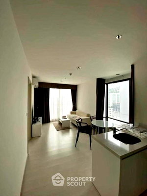คอนโดให้เช่า : คอนโด 1-ห้องนอน ที่ ริทึ่ม สุขุมวิท42 ใกล้ BTS เอกมัย (ID 2336050)