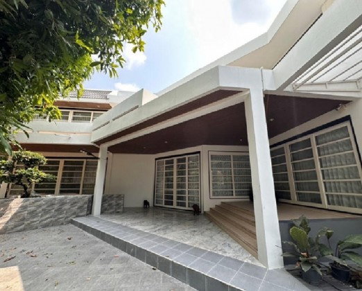 รูป ให้เช่าบ้านเดี่ยว 2 ชั้น ซอยปรีดีพนมยงค์ เข้าซอยไม่ลึก / สุขุมวิท 71 / อยู่อาศัย Home Office จดบริษัทได้ หรือ ทำธุรกิจร้านกาแฟได้ เหมาะหลากหลายธุรกิจ - รูปที่ 15/17