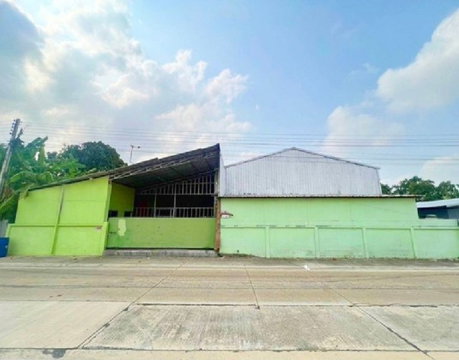 ให้เช่า โกดังพร้อมสำนักงาน / ทำเล ลำลูกกา คลอง 4 / พื้นที่ใช้สอย 800 ตารางเมตร / ทำเลดีมาก / ถนนซอยกว้าง / รถเทรลเลอร์ เข้าออกได้