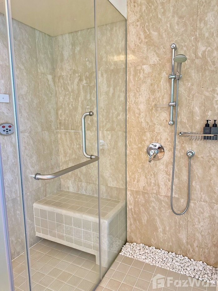 รูป วิลล่าให้เช่า 6 ห้องนอน ในโครงการ รอยัล ภูเก็ต มารีน่า 1181056 - รูปที่ 12/31