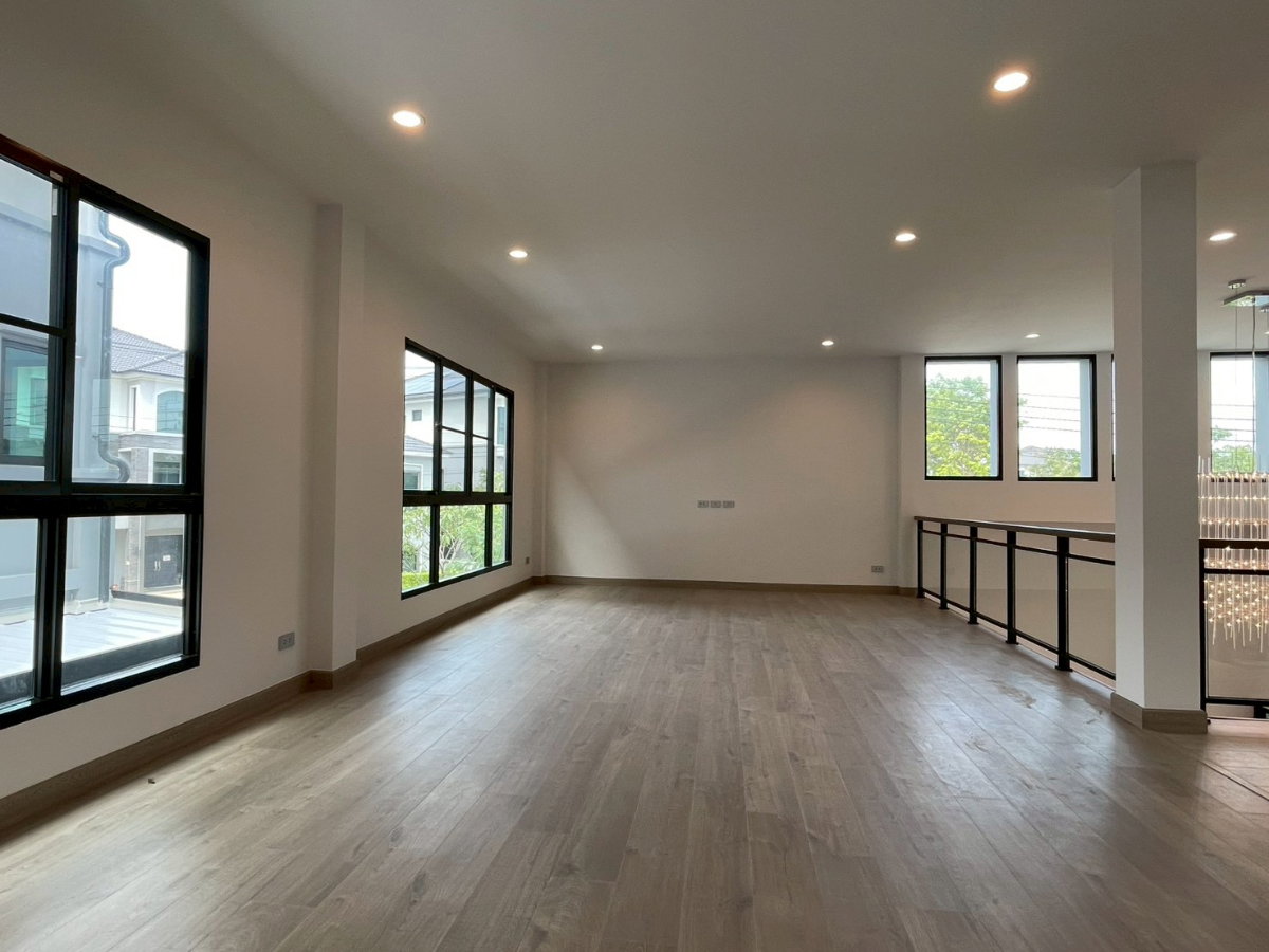 รูป ขายบ้านเดี่ยว 3 ชั้น หลังมุม ศุภาลัย เอเลแกนซ์ พหลโยธิน 50 ถนนเทพรักษ์ ติดถนนใหญ่ไม่ต้องเข้าซอย #LB07 – 001184 - รูปที่ 6/26