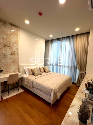 Condos for sale : Corner Room 2 Beds With Bathtub  City View Fully furnished Private Lift Good Location Close to BTS Ratchathewi @ Wish Signature II Midtown Siam 