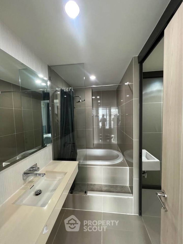 รูป คอนโด 1-ห้องนอน ที่ ริทึ่ม สุขุมวิท42 ใกล้ BTS เอกมัย (ID 2531689) - รูปที่ 8/9