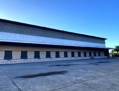 เช่าโรงงาน ศาลายา : ให้เช่าโกดัง คลังสินค้า พื้นที่สีเหลือง / พื้นที่โกดัง 5,300 ตารางเมตร / ทำเล พุทธมณฑสาย 5 / ทางไป ตลาดน้ำดอนหวาย / รถเทรลเลอร์ เข้าออกได้