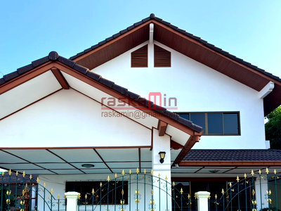 Houses for sale King Power Pattaya Complex : Spacious 5-Bedroom 2-Storey House for Sale in Siam Country Club, Pattaya