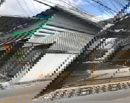  ให้เช่าโกดัง ทำเล ลาดพร้าว 35  / บนที่ดิน 95 ตารางวา พื้นที่ใช้สอยโกดัง 210 ตารางเมตร /ทำเลดี เข้าออก รัชดาภิเษก 32 ได้ / หกล้อ สิบล้อ เข้าออกได้