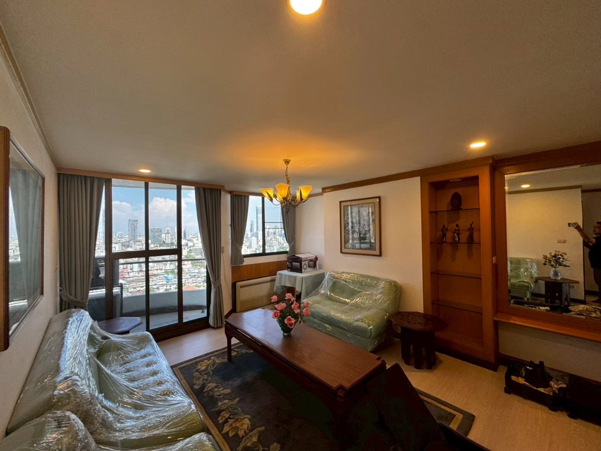 รูป Best Price 🔥ให้เช่า Supalai Place Sukhumvit 39 ห้องสวยมาก ตกแต่งเฟอร์ครบ ชั้นสูง วิวเมือง | Code DS2154 Line : @Dstay - รูปที่ 2/12