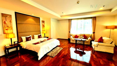 Condos for rent : 📌 For rent condo PIYATHIP PLACE Building 1, Floor 5,3 bed room, Room size 287 sqm