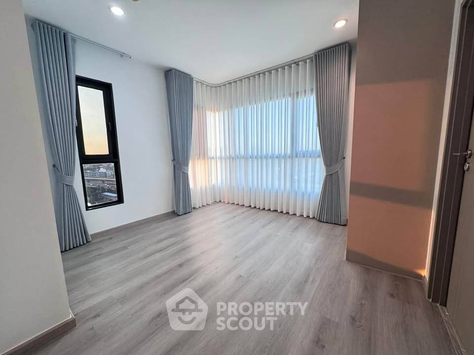 รูป คอนโด 2-ห้องนอน ที่ ทีล สาทร-ตากสิน ใกล้ BTS วงเวียนใหญ่ (ID 2568247) - รูปที่ 3/4