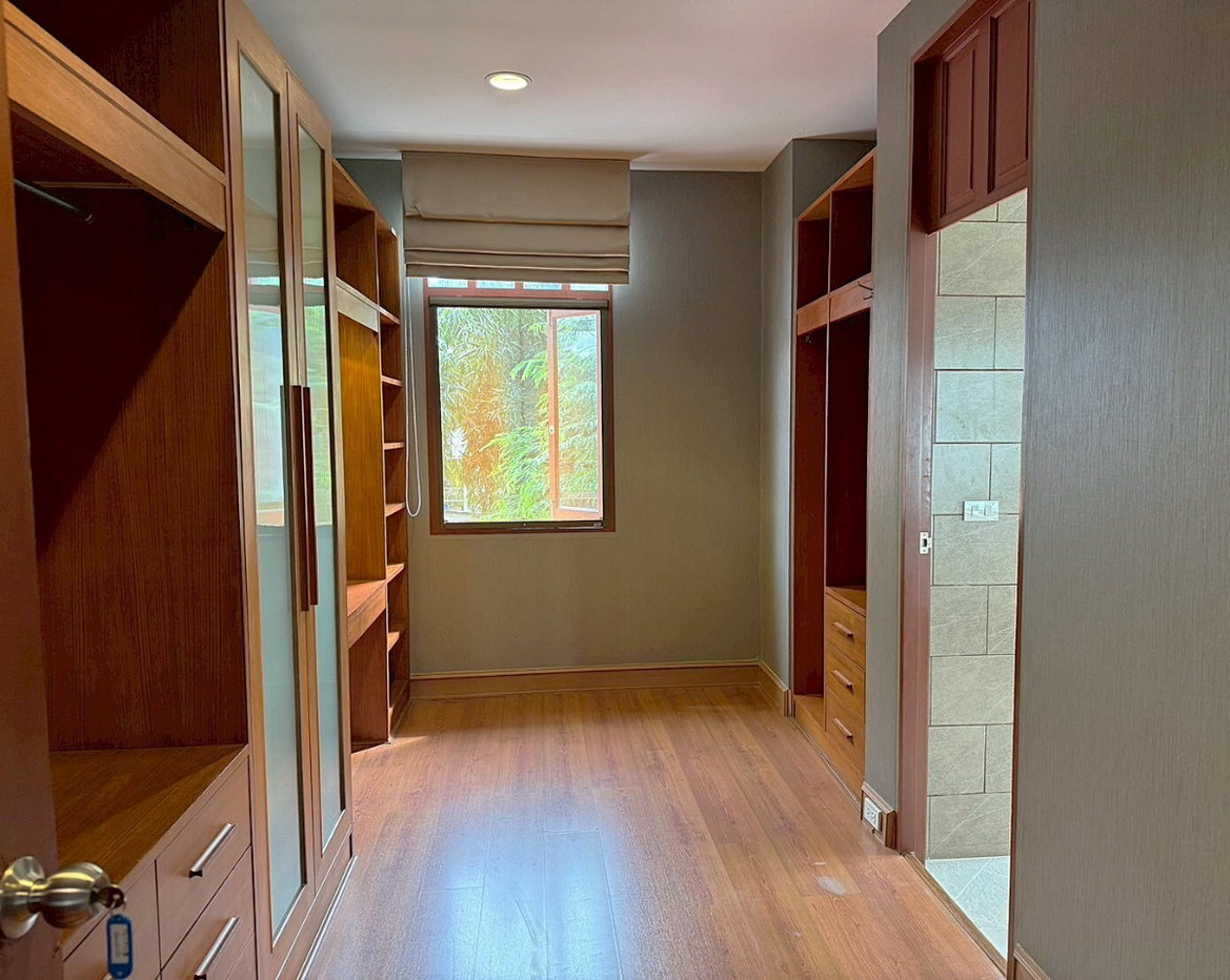 รูป 🏡 บ้านเดี่ยวสไตล์รีสอร์ท พร้อมสระว่ายน้ำส่วนตัว เอกมัย ** NO CO-AGENT ** - รูปที่ 6/25