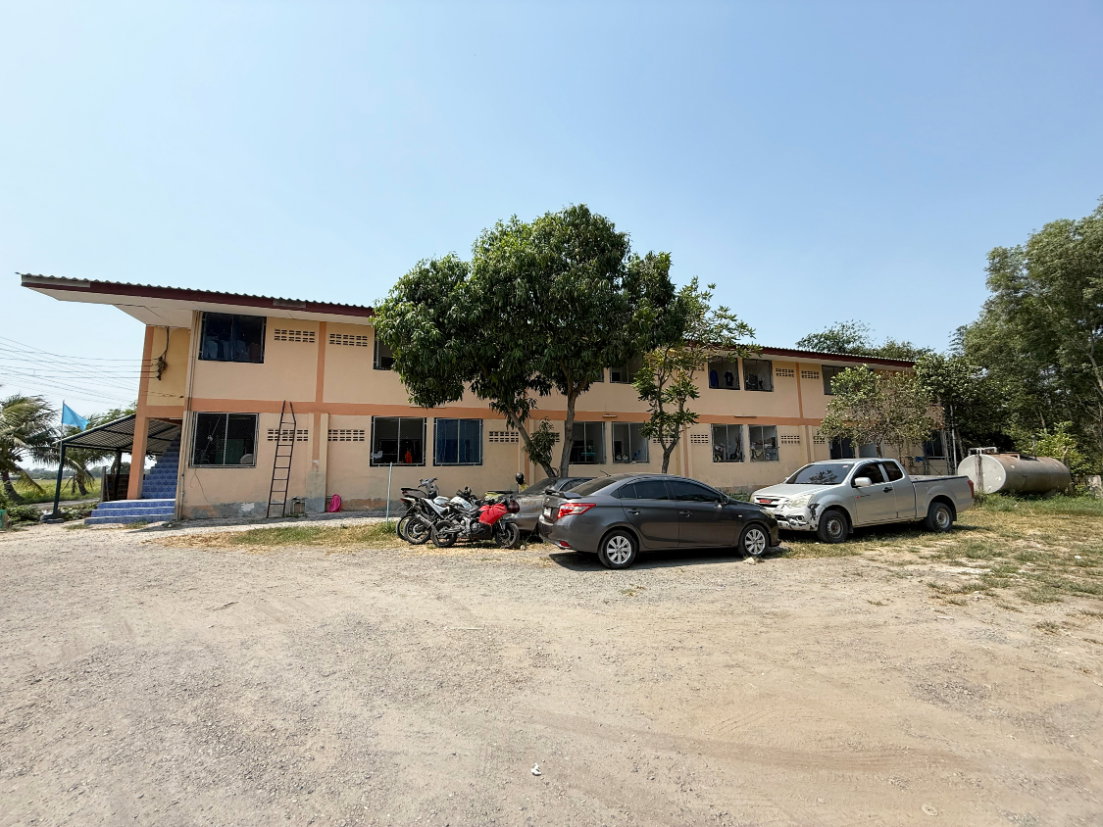 รูป [ขายด่วน!] ที่ดินผืนใหญ่ 19 ไร่เศษ พร้อมกิจการอู่รถเมล์และหอพัก 40 ห้อง ทำเลทองคลองหก-คลองหลวง เชื่อมต่อวงแหวนกาญจนาฯ - รูปที่ 11/12