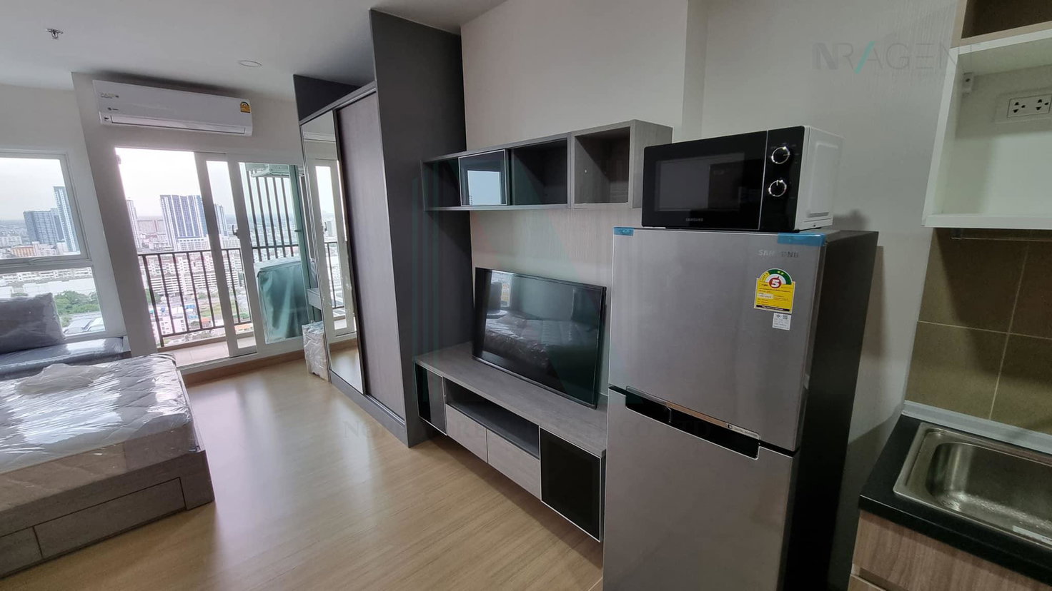 รูป ให้เช่าคอนโด ศุภาลัย เวอเรนด้า รามคำแหง อาคาร B ชั้น 24 สตูดิโอ ขนาด 28.00 ตรม ใกล้ รามคำแหง ไนท์ มาร์เก็ต - รูปที่ 2/8