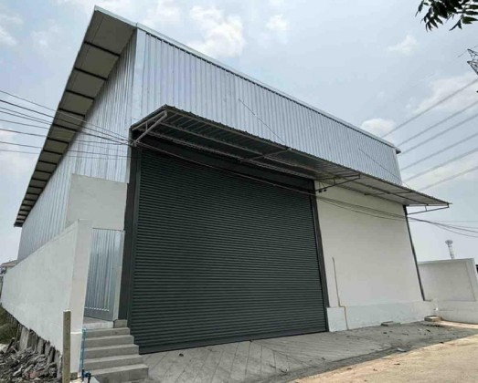 รูป  ให้เช่าโกดัง พื้นที่ 300 ตารางเมตร ย่าน ศรีสมาน ดอนเมือง / ถนนเลียบคลองประปา ถนนติวานนท์ ใกล้ โรบินสันศรีสมาน / ใกล้ สนามบินดอนเมือง - รูปที่ 1/10
