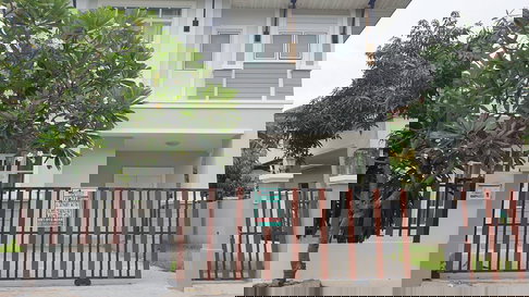 บ้านเดี่ยว 2 ชั้น  สิรินดา พราน่า 