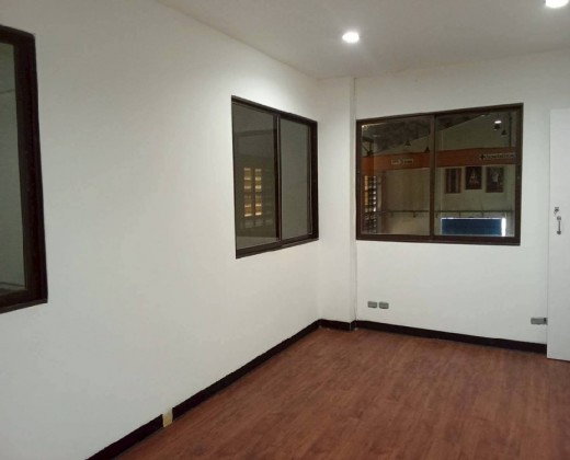 รูป ให้เช่าโกดังพร้อมสำนักงาน พื้นที่ 1,100 ตารางเมตร / ทำเล ถนนพัฒนาชนบท 3 / ย่านลาดกระบัง ถนนศรีนครินทร์-ร่มเกล้า / ใกล้สนามบินสุวรรณภูมิ - รูปที่ 5/7
