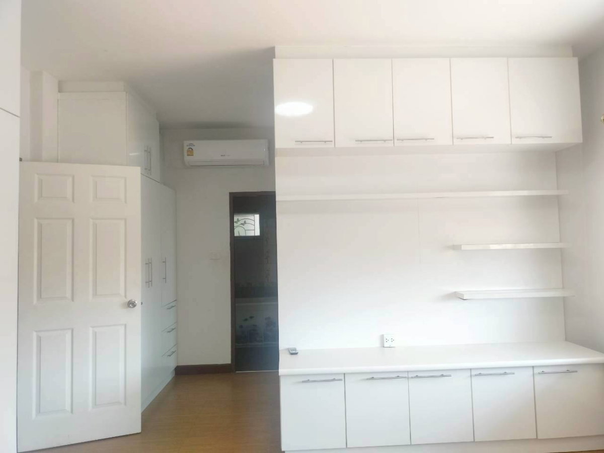 รูป ให้เช่า บ้านเดี่ยว หมู่บ้านพนาสนธิ์การ์เด้นโฮม9 เนื้อที่ 70.4 ตร.ว ทำเลดี ในซอยวัดหลวงพ่อโต - รูปที่ 10/18