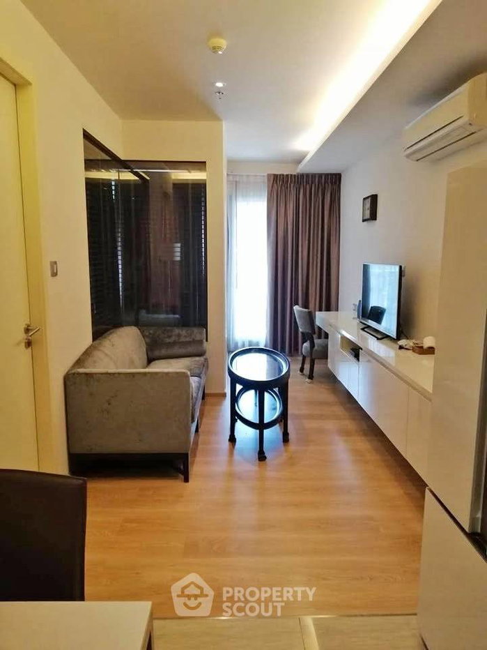 รูป คอนโด 1-ห้องนอน ที่ เอช สุขุมวิท 43 ใกล้ BTS พร้อมพงษ์ (ID 2761954) - รูปที่ 1/6
