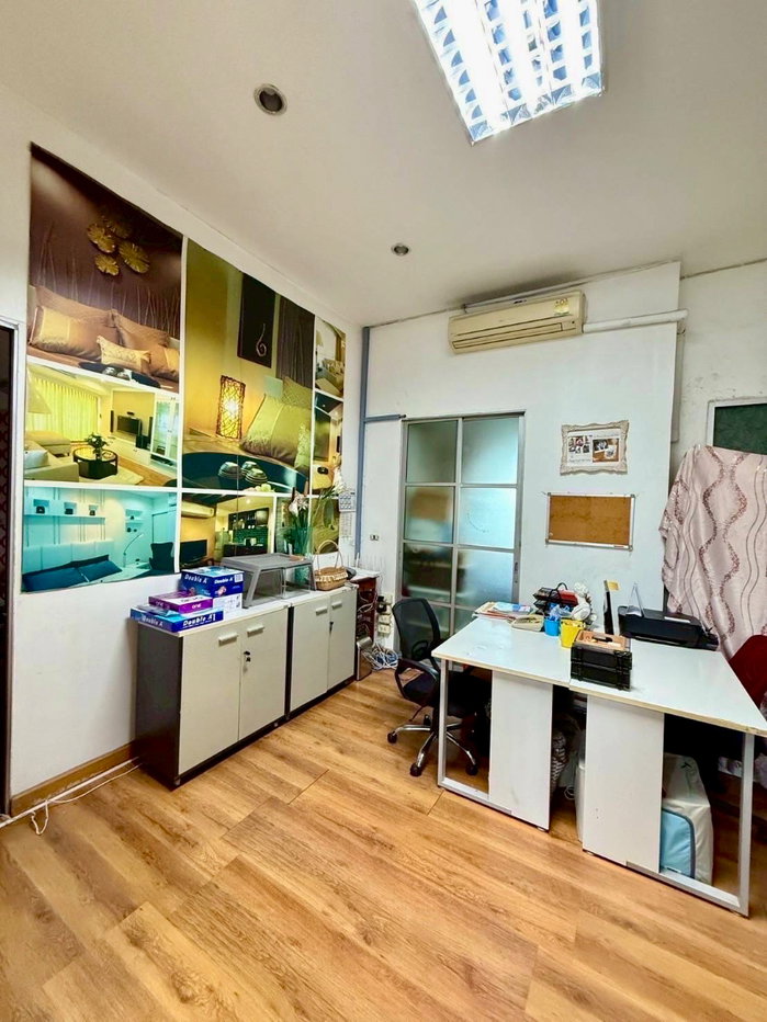 รูป ขายทาวน์โฮม 3 ชั้น 2 หลังติดกัน บ้านกลางเมือง ลาดพร้าว–โยธินพัฒนา | พื้นที่ขนาดใหญ่ เหมาะอยู่อาศัยหรือทำโฮมออฟฟิศ - รูปที่ 4/18