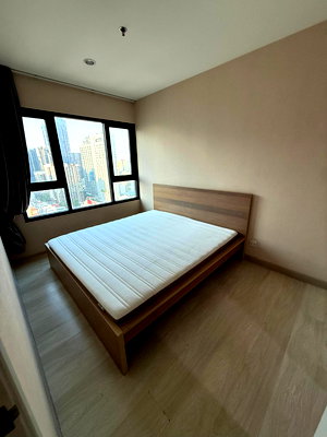 Condos for rent : For   rent   Life Asoke    🔴🔴