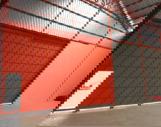 รูป ให้เช่าโกดัง พร้อมสำนักงาน ซอยลาดกระบัง เข้าซอยไม่ลึก ใกล้ โรบินสัน ลาดกระบัง พื้นที่โกดัง 1600 ตารางเมตร ทำเลดี รถเทรลเลอร์เข้าออกได้ - รูปที่ 8/11