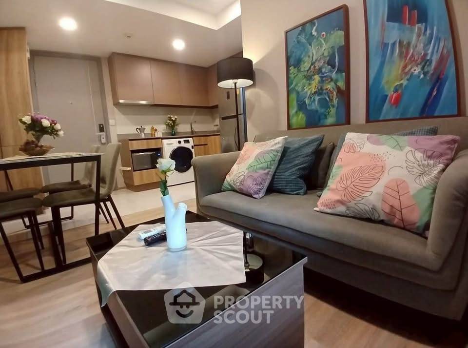 รูป คอนโด 2-ห้องนอน ที่ ทากะ เฮ้าส์ เอกมัย 12 ใกล้ BTS เอกมัย (ID 2384086) - รูปที่ 3/13