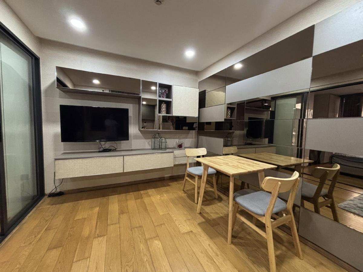 รูป 📍 Klass Langsuan คอนโดใจกลางหลังสวน ใกล้ CBD เดินทางสะดวก 1 ห้องนอน ในงบ 25K - รูปที่ 4/10