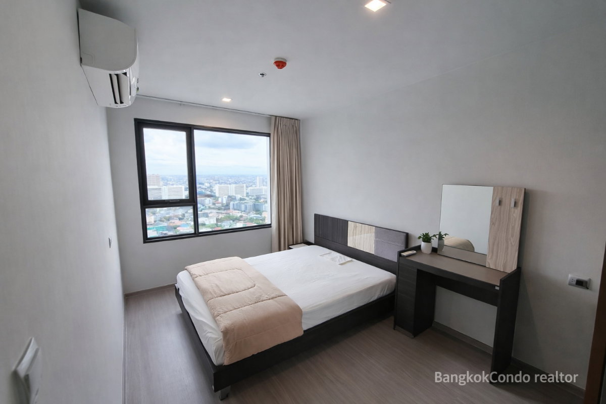 รูป 🍀🍀 Fully furnished💝 ให้เช่า📌 ไลฟ์ ลาดพร้าว (Line:@rent2022)✨ MRT พหลโยธิน✨พร้อมเข้าอยู่ ✨ A01421 - รูปที่ 3/10