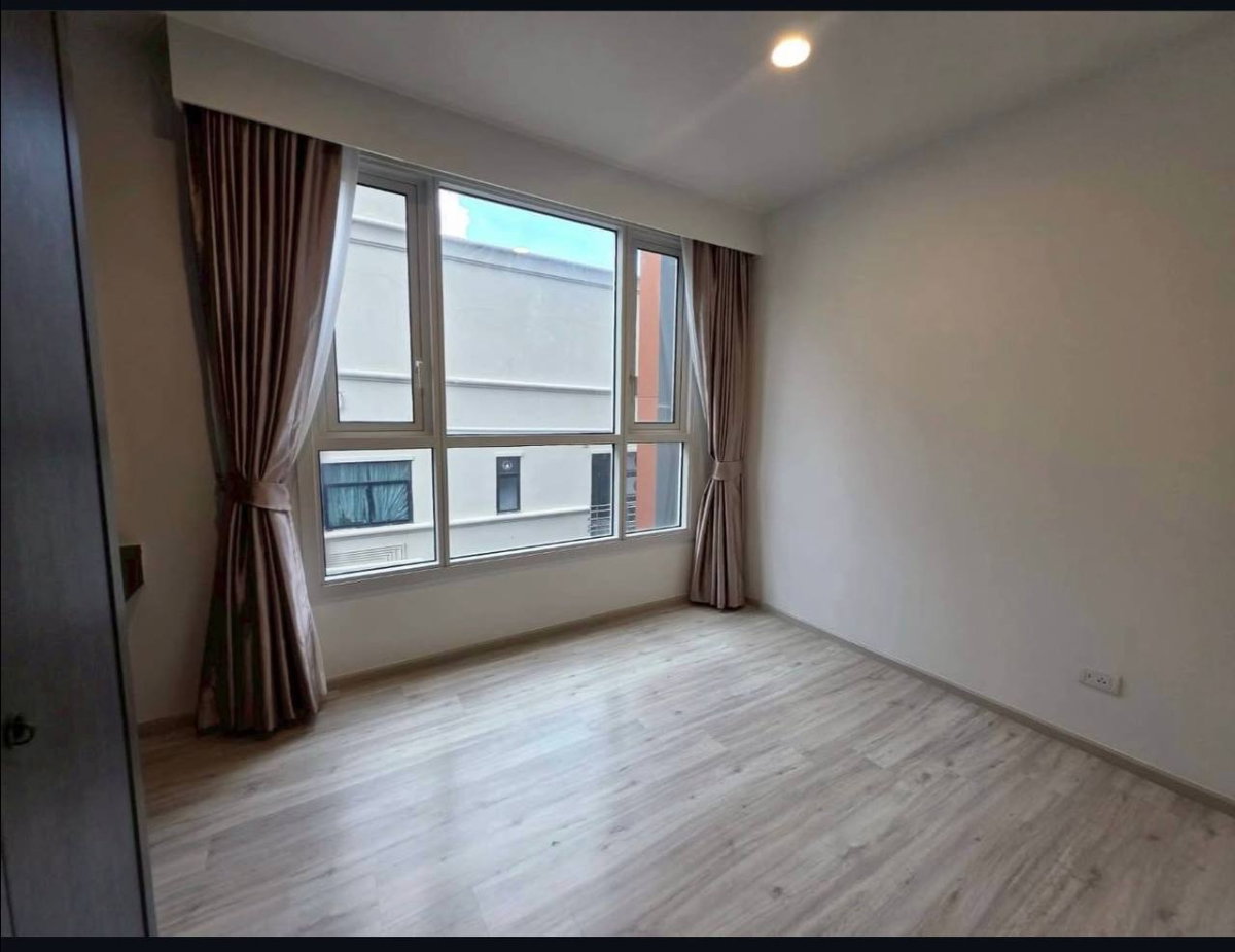 picture Maximum Privacy! XT Huai Khwang – No Shared Walls - 7/33