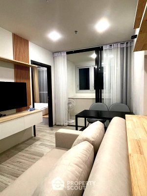 Condos for sale : 1-BR Condo at XT Huaikhwang near MRT Huai Khwang (ID 1511150)