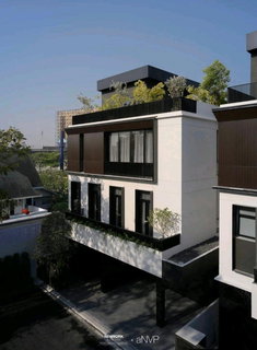 บ้านเดี่ยว 3 ชั้น ระดับ Luxury พร้อมลิฟต์ในบ้าน | พระราม 9-รามคำแหง | ขนาด 515 ตรม. | 4 ห้องนอน | 5 ห้องน้ำ 