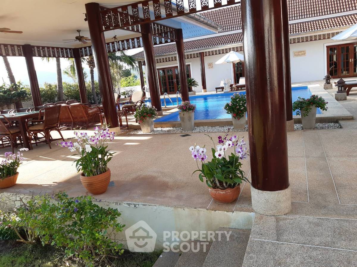 รูป วิลล่า 5-ห้องนอน ใน หินเหล็กไฟ (ID 2391392) - รูปที่ 10/12