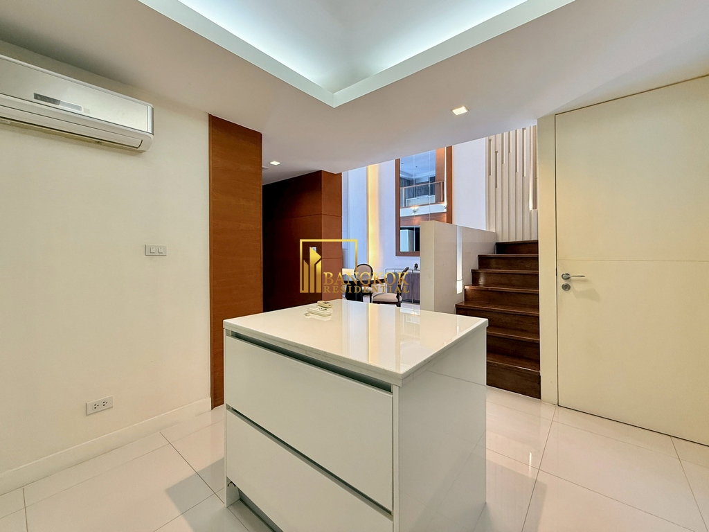 รูป The Rajdamri | Beautiful 2 Bed Duplex Condo in Desirable Area - BR61084CD - รูปที่ 9/32
