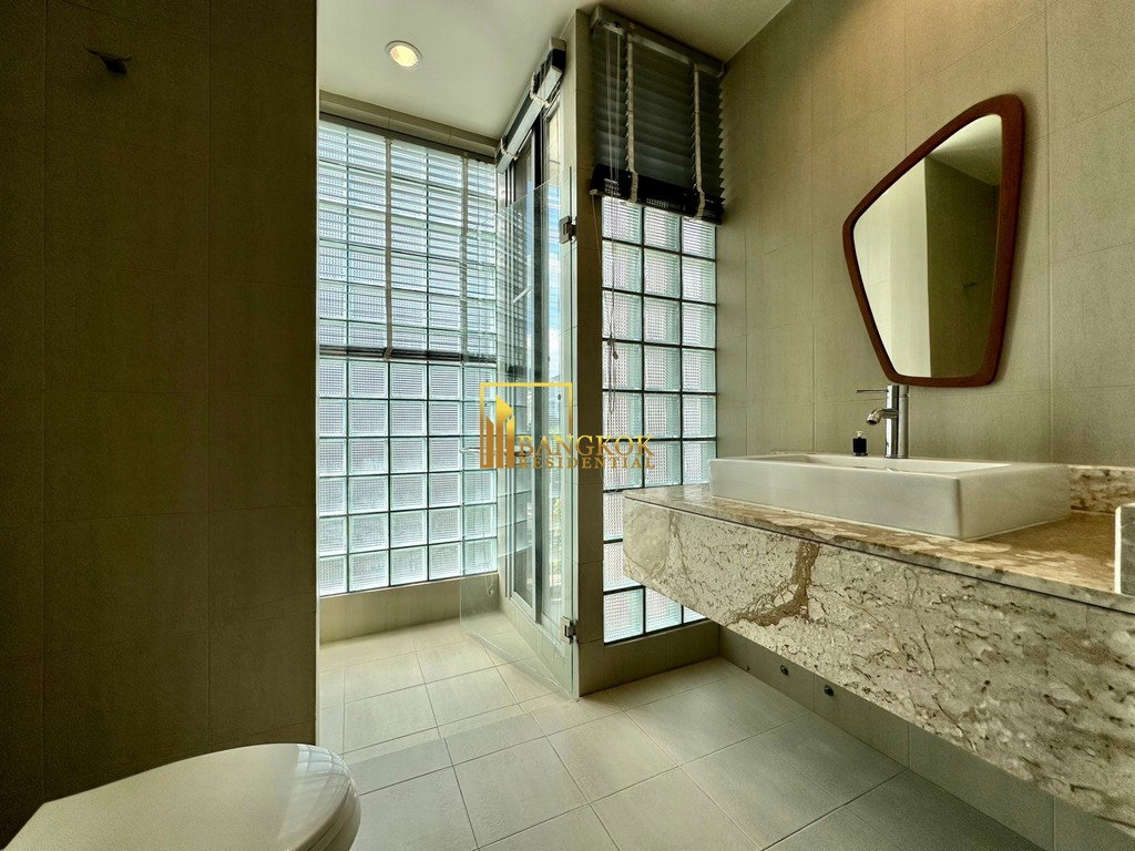 รูป Expansive 4 Bedroom Duplex Apartment For Rent in Thonglor - BR21050AP - รูปที่ 18/49