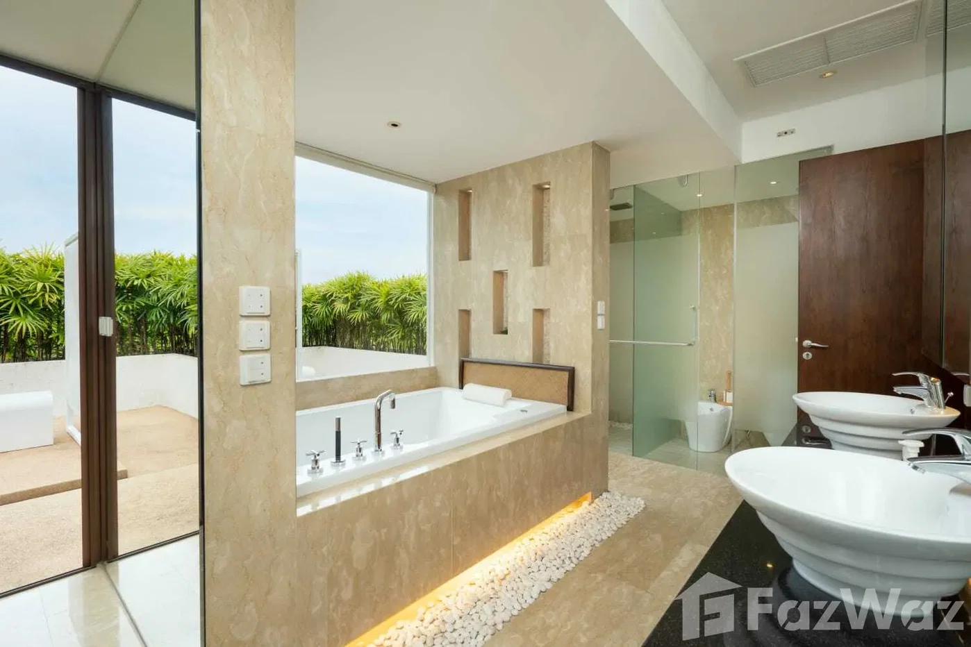 รูป วิลล่าให้เช่า 6 ห้องนอน ในโครงการ รอยัล ภูเก็ต มารีน่า 1181056 - รูปที่ 29/31